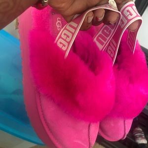 Ugg chunky slip ons barely worn